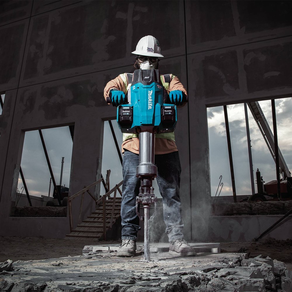 Makita 80V max (40V max X2) XGT 70 lb. 1-1/8-inch Hex AVT Breaker Hammer