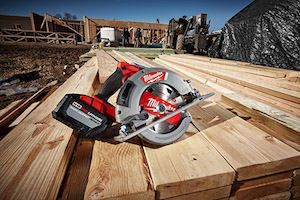 The Milwaukee M18 FUEL 7-1/4” Circular Saw not only generates the power of a 15amp corded saw but it also cuts faster than the leading corded units available in the industry.