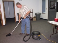 During ComplyAbility's hands-on training, contractors learn how to utilize HEPA filter vacuums during the renovation process in order to keep lead dust to a minimum.