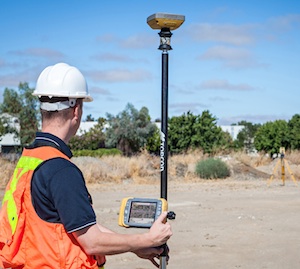 Topcon Positioning Group announces a new technology – Hybrid Positioning – that increases efficiencies and improves productivity on job sites, regardless of conditions, terrain or location. 