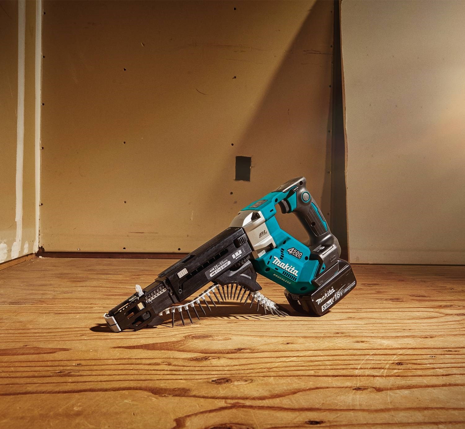 Makita 18V LXT 4,500 RPM Autofeed Screwdriver