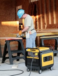 The lightweight design of inverter generators makes them easy to move around, whether on the job site, campsite or at home. Many larger models feature exterior tubular steel frame construction and reinforced fuel tanks, making them able to meet the demands of contractors while standing up to rough treatment and working conditions.