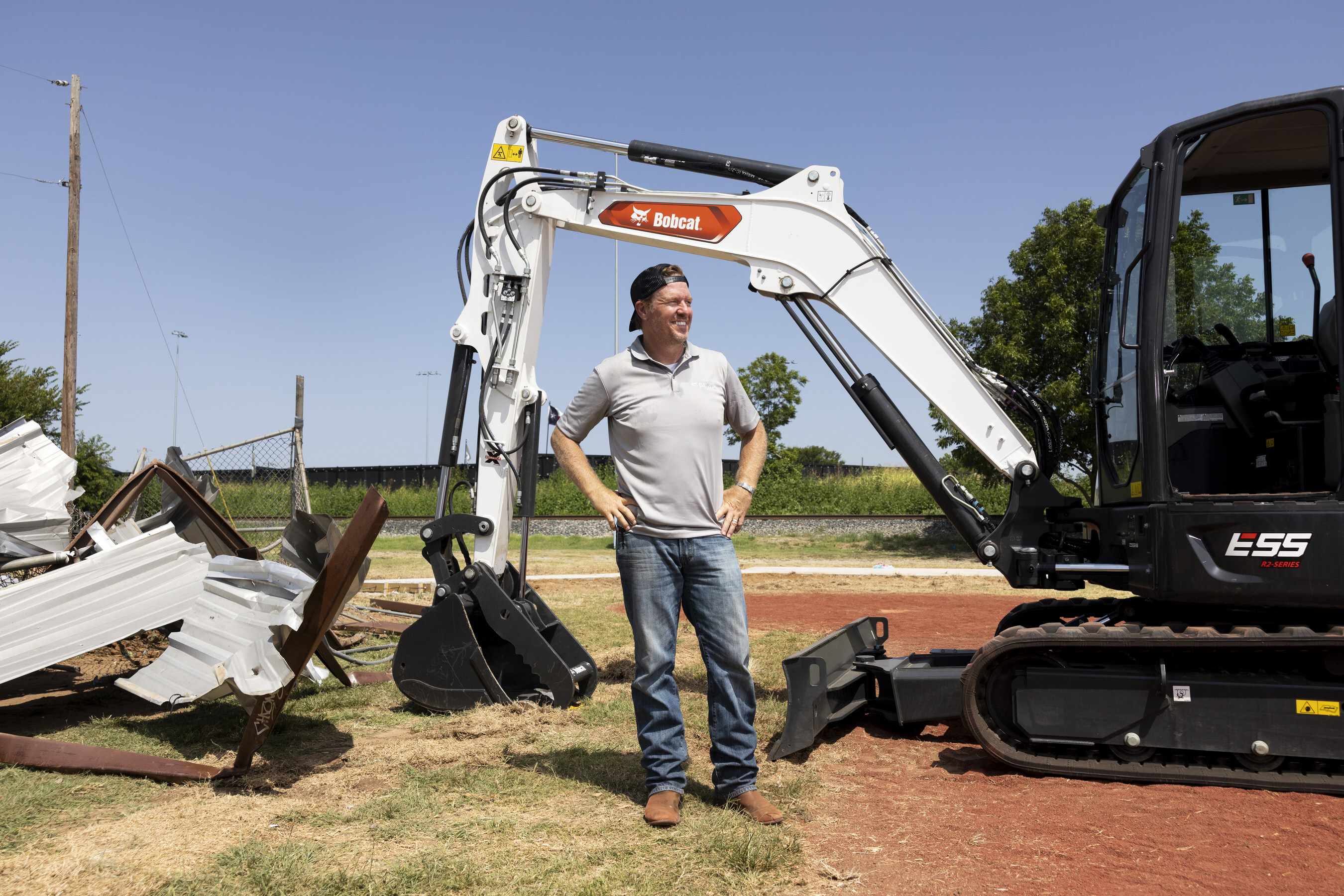 Chip Gaines and Bobcat Company partnered to renovate Bell’s Hill Park in Waco, TX as a kickoff to the Bobcat Park and Rec Makeover Contest. Photo by Jenn Ackerman
