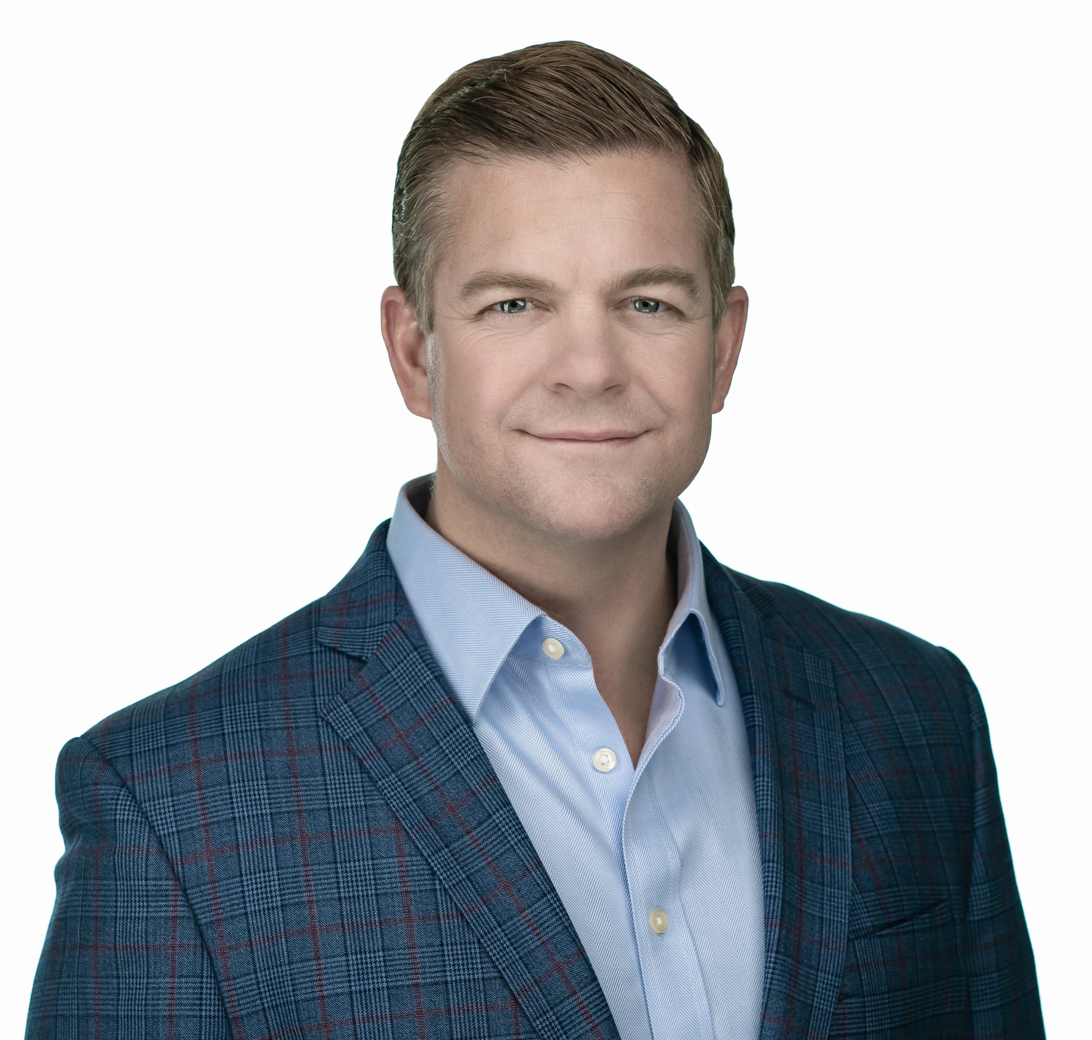Paul Reilly is a speaker, sales trainer, author of Selling Through Tough Times (available Fall of 2021), coauthor of Value-Added Selling, fourth edition (McGraw-Hill, 2018), and host of The Q and A Sales Podcast. 