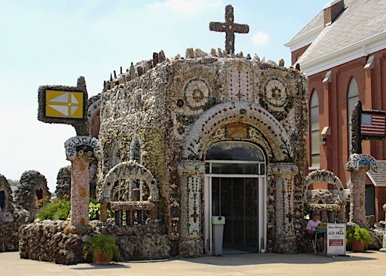 The Dickeyville Grotto and Shrines. Wordshore (CC BY-NC-ND)