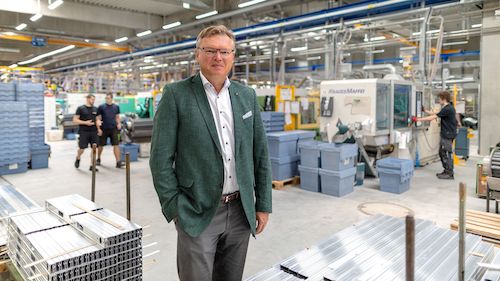 “The new building has given us the opportunity to improve our production processes across the board, which in turn is allowing us to produce even higher quantities,” explains CEO Dr Ulrich Da?hne.