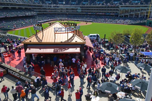 Ridgid teams up with the Cleveland Indians for the 2010 and 2011 seasons. 