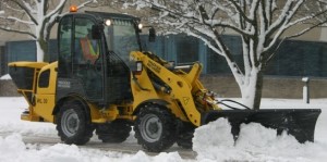 The WL 30 articulated wheel loader from Wacker Neuson is the perfect year-round workhorse, including snow removal work. 